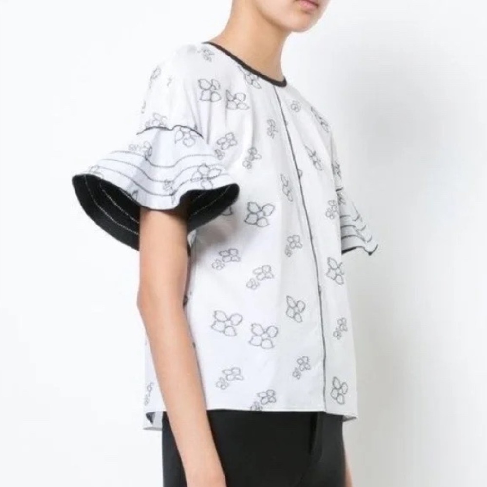 10 Crosby Derek Lam Floral Ruffle Sleeve Top